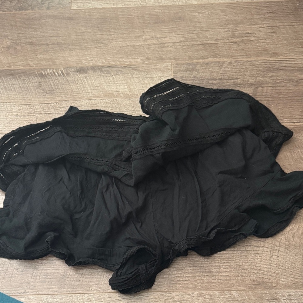 Black Ruffle Mini Skirt - Picture 4 of 6